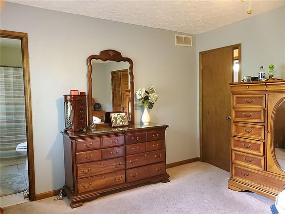 5th image of 269 Sabrina Ct