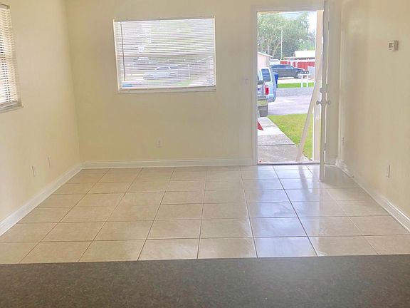 2nd image of 2776 Cypress Dr APT C