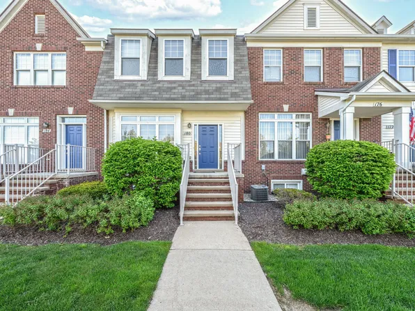 180 Center Blvd, Wixom, MI 48393