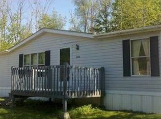 2110 Arizona Dr, Waterford, PA 16441