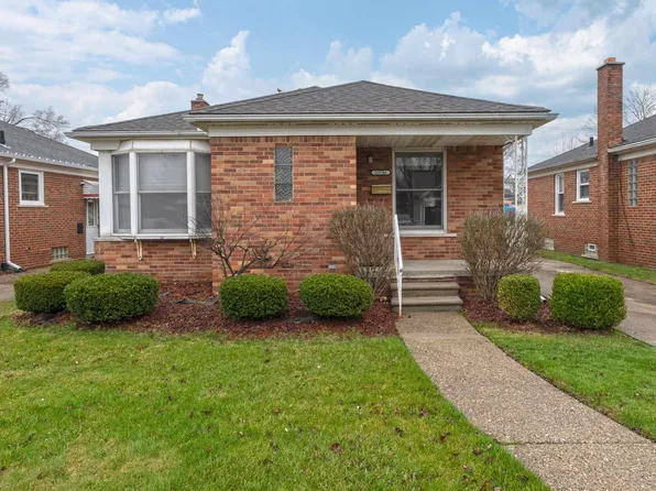 22788 Courtland Ave, Eastpointe, MI 48021