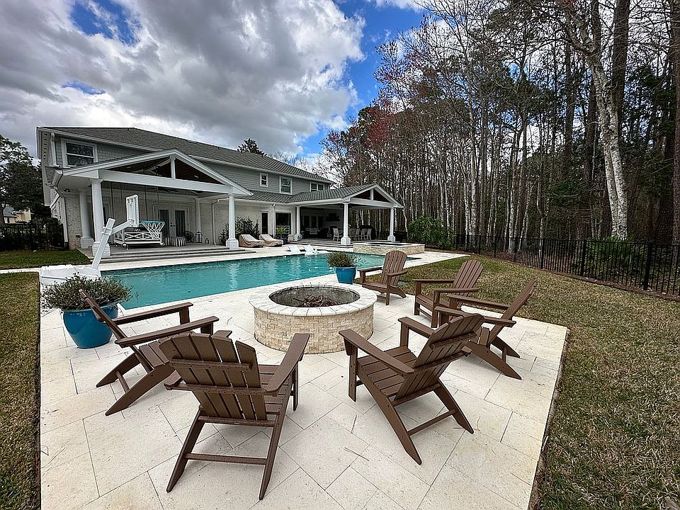 2nd image of 7918 Abington Hills Ln