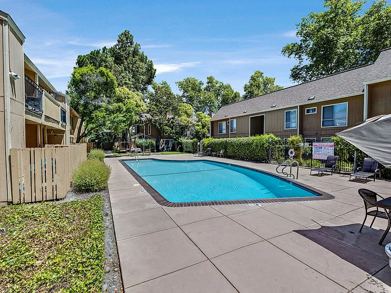 9025 Alcosta Blvd #248 — Photo 31