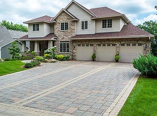 4641 Kingsdale Dr, Bloomington, MN 55437