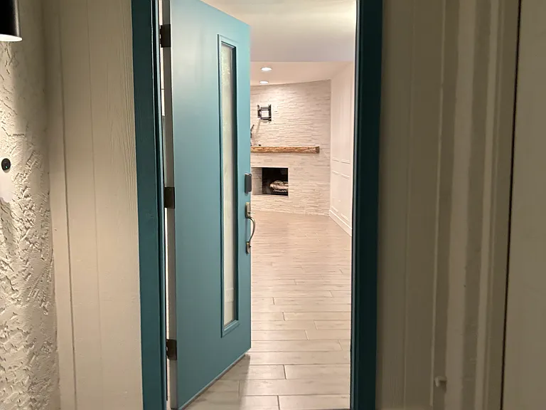 3902 E Windrose Dr — Photo 3