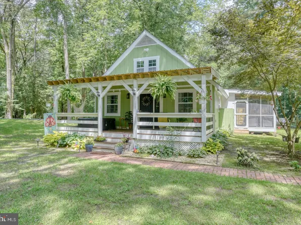 185 Beagle Club Rd, Felton, DE 19943