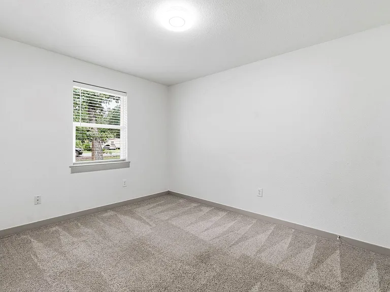 14850 Coaltown Rd — Photo 15