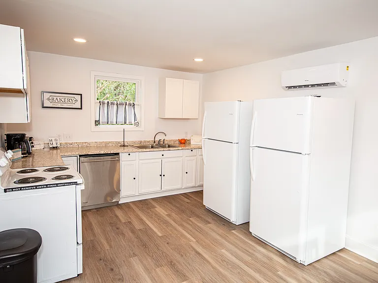417 Ebenezer Ave — Photo 11