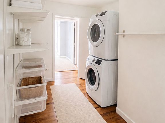 3rd image of 1720 S Michigan Ave APT 701
