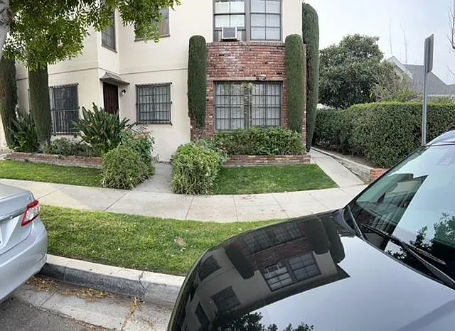 Building Photo - 112 W Lomita Ave #3