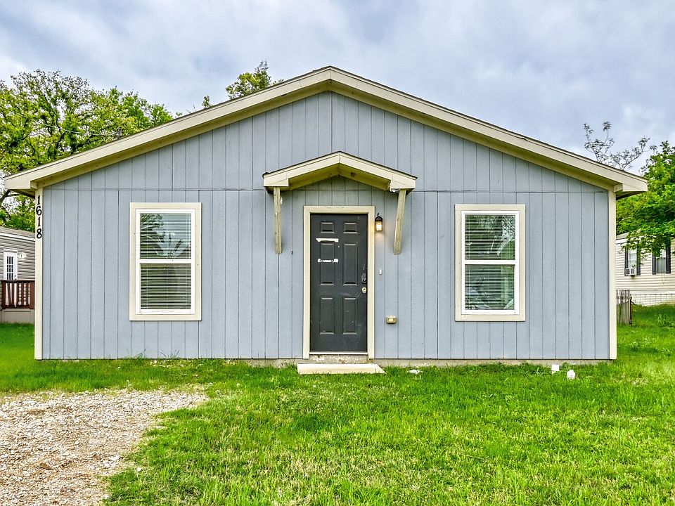 1st image of 1618 Gale Dr