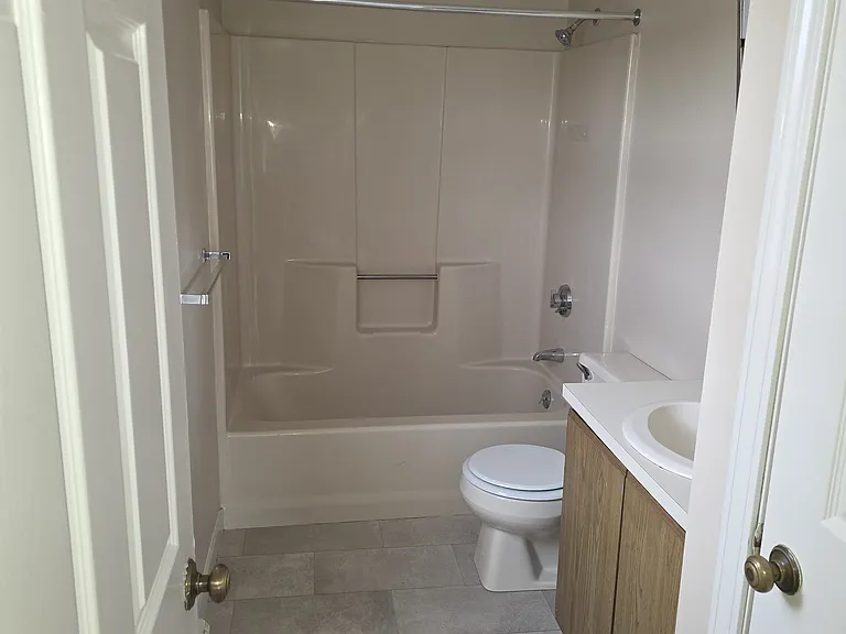 13 Western Ave #B — Photo 7