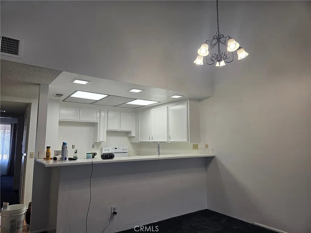 2 bed, 980 sqft, $3,000 — Photo 4