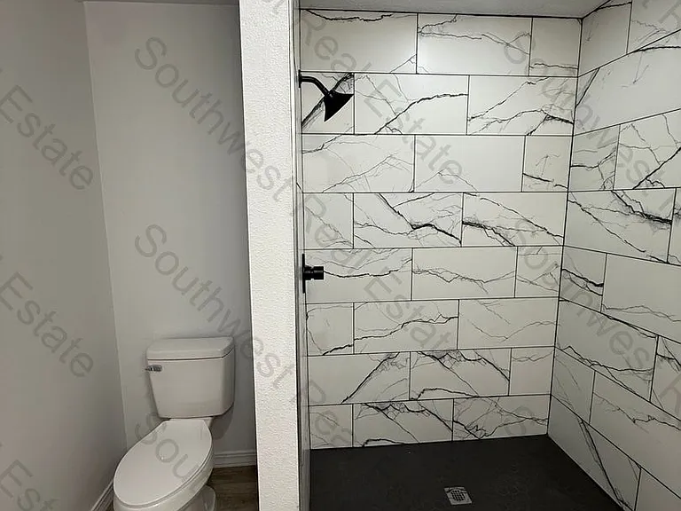 305 Starlite Dr — Photo 6