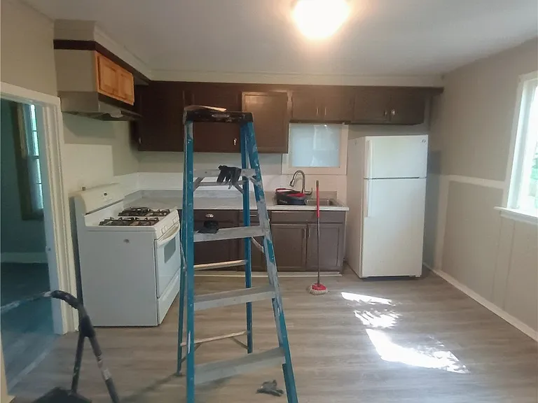 610 Park St — Photo 4