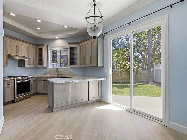 26201 Sunnyglen Ave — Photo 10