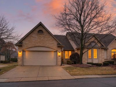 54413 Cambridge Dr, Shelby Township, MI, 48315