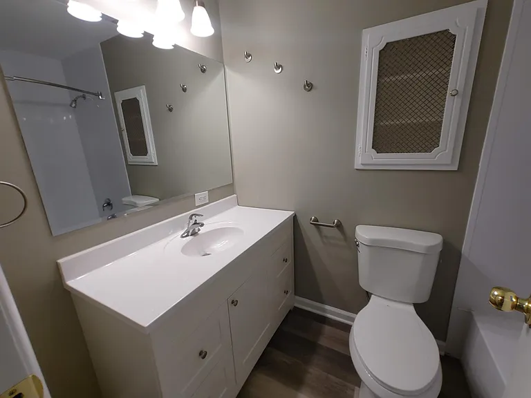 52 Beacon Ave — Photo 12