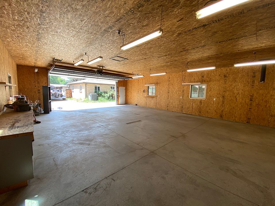 2nd image of 5168 Dudley St #G