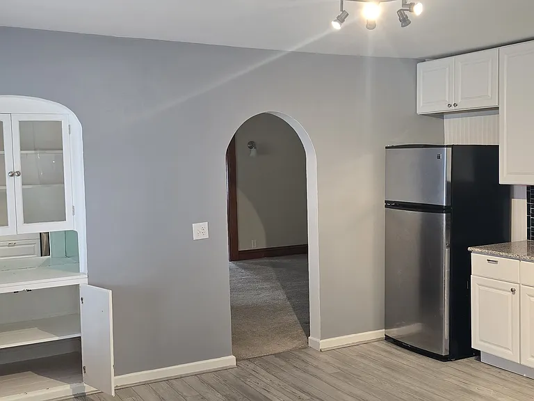 17 Walnut St — Photo 6