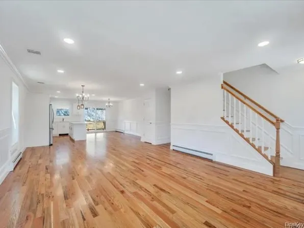490 William Floyd Parkway, Shirley, NY 11967