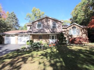 21 Marcella Blvd, Hopewell Junction, NY 12533
