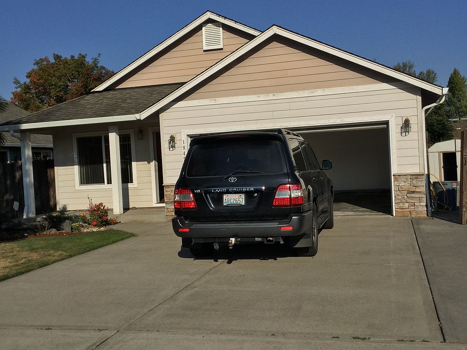 1st image of 1845 Schneiter Dr