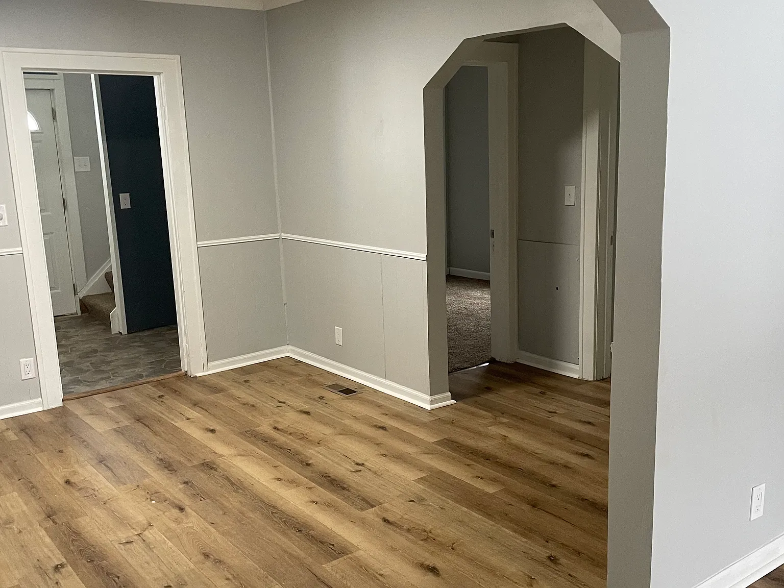 2 bed, 1012 sqft, $1,400 — Photo 1