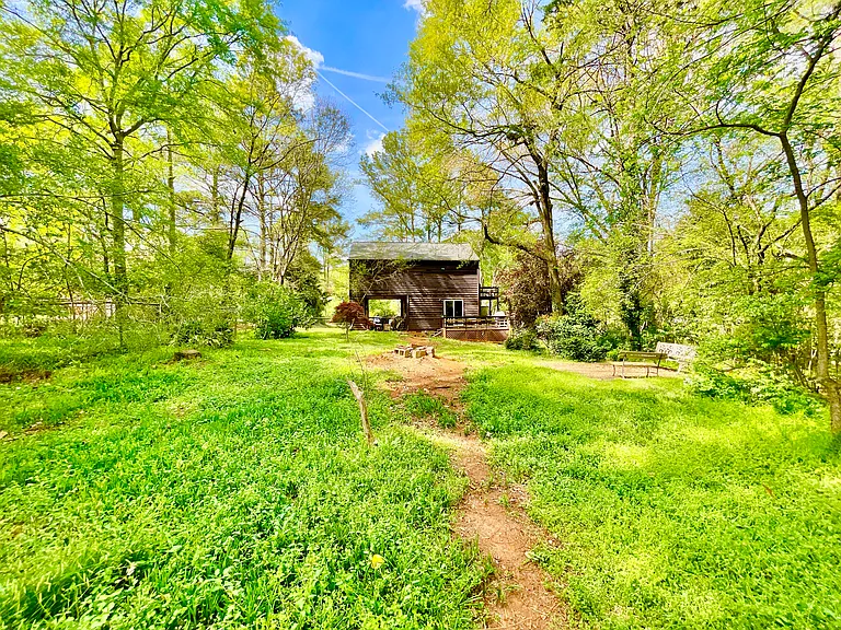 150 Brookstone Dr — Photo 19