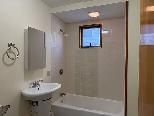 102 Vernal St #2 Photo 1