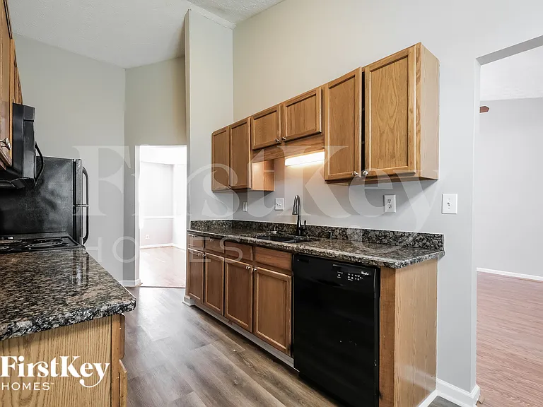 2419 Broad River Pl — Photo 9