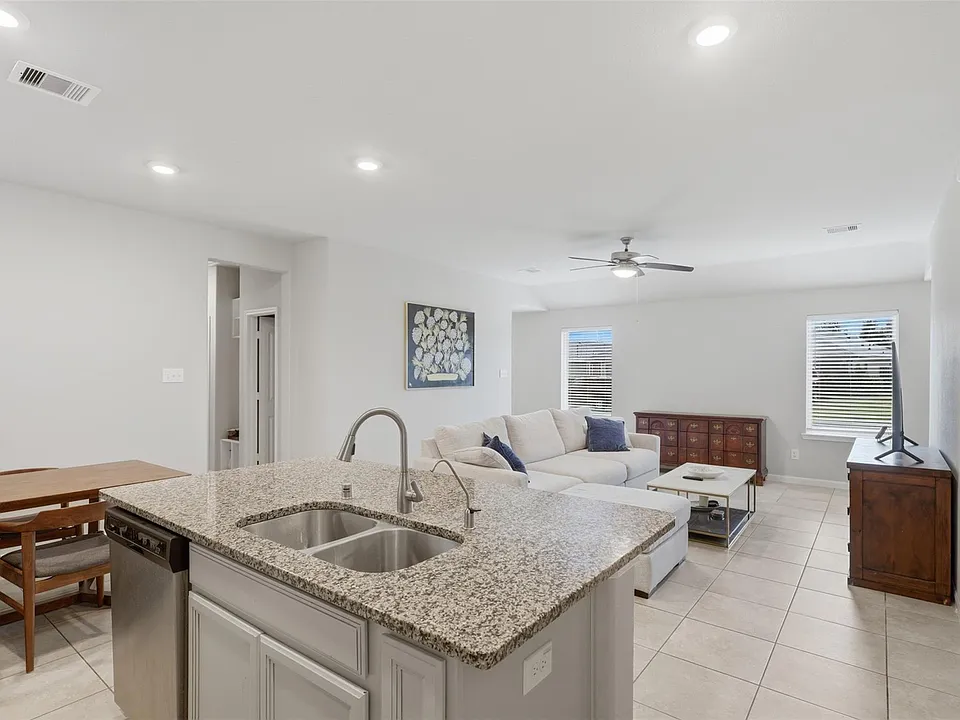 21403 Bluebonnet Cove Ct