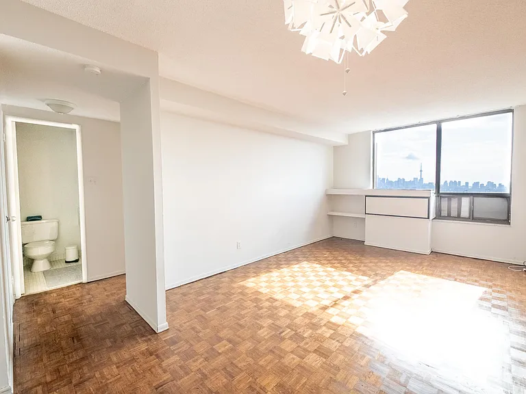 2360 Dundas St W #2350 — Photo 33