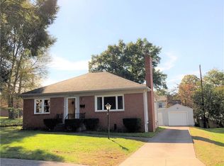 710 California Dr, Erie, PA 16505
