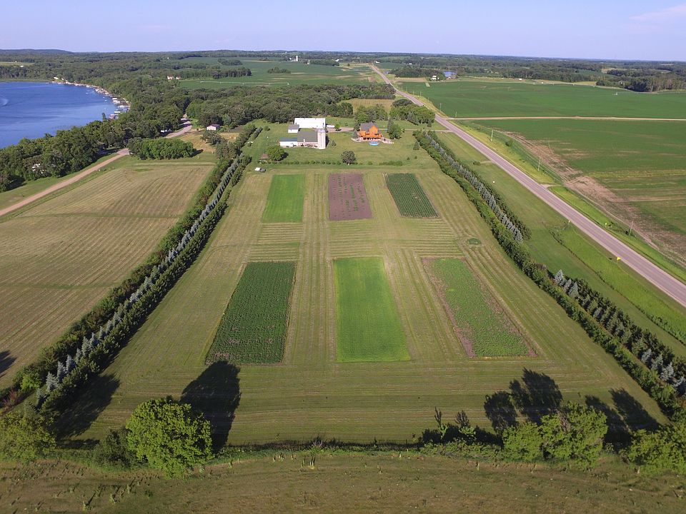2nd image of 20945 County Highway 22