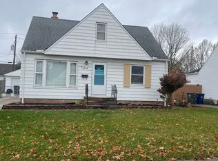 4754 Southwood Dr, Brooklyn, OH