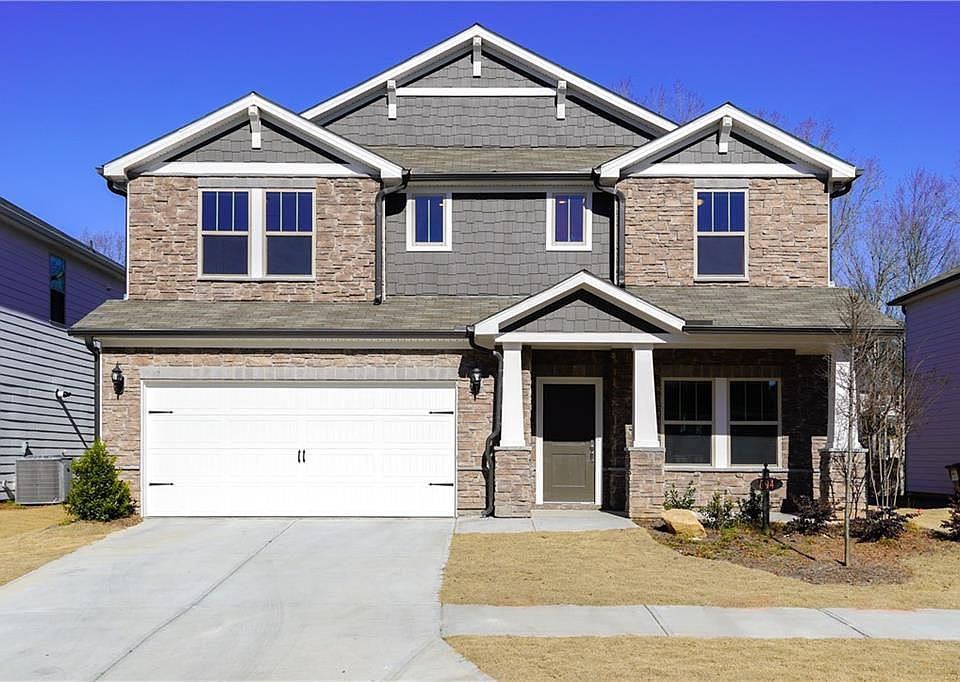 1st image of 694 Stately Dr