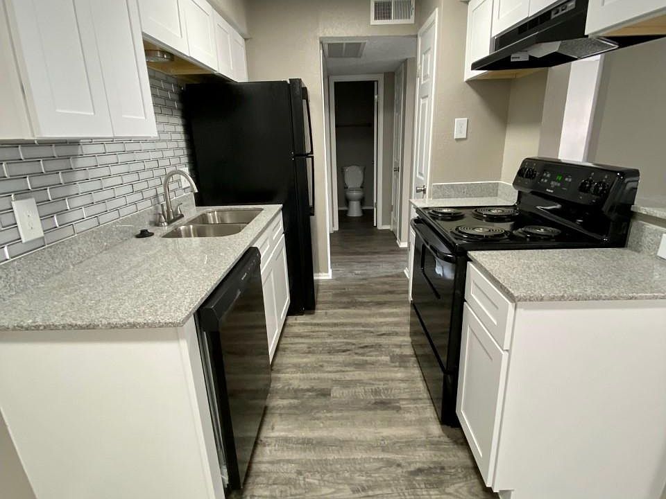 1st image of 422 Audra Ln APT D