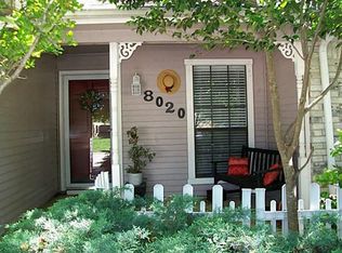 8020 Pebblebrook Dr, Watauga, TX 76148