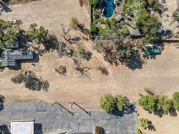 3rd image of 5021 Tyler St