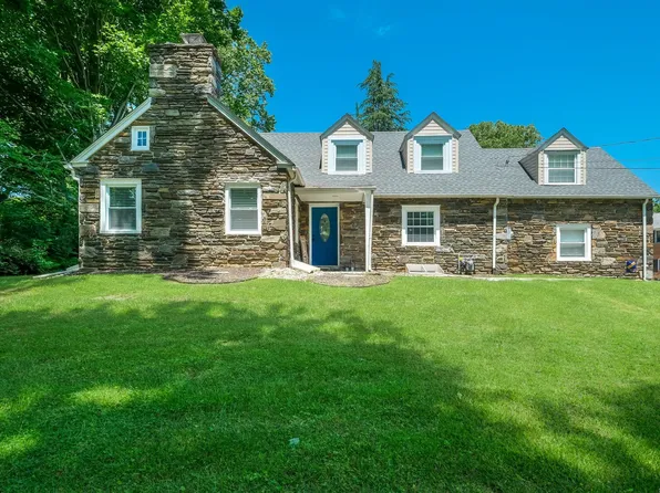 160 N State Rd, Springfield, PA 19064