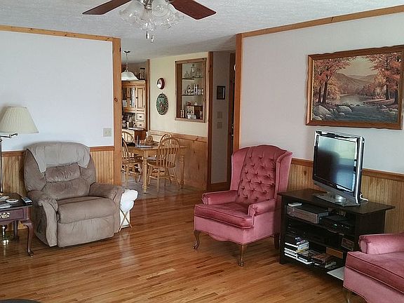 4th image of 2308 Colonial View Rd