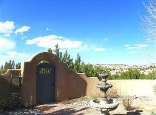 30 Agua Sarca Rd, Placitas, NM 87043