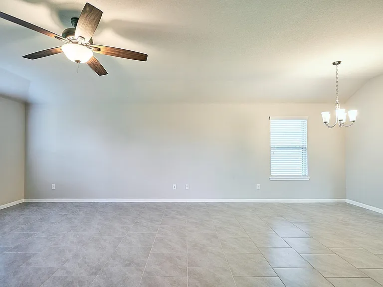 29503 Patricias Way — Photo 14