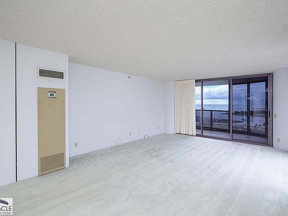 5th image of 415 South St APT 2004