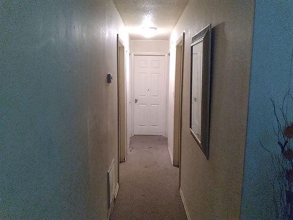 3rd image of 1560 Elizabeth Ave