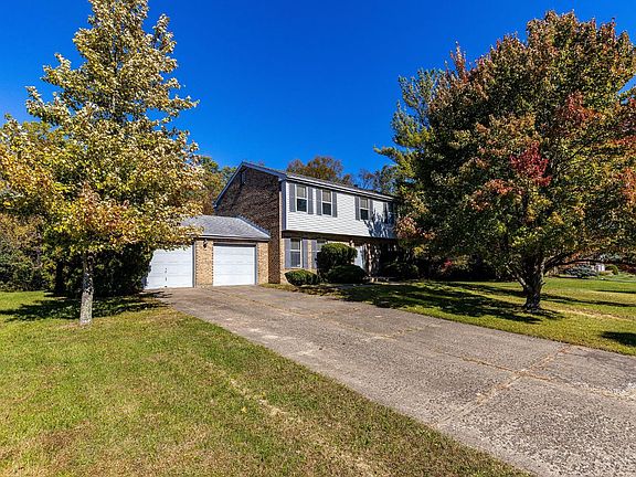 2nd image of 3646 Rackacres Dr