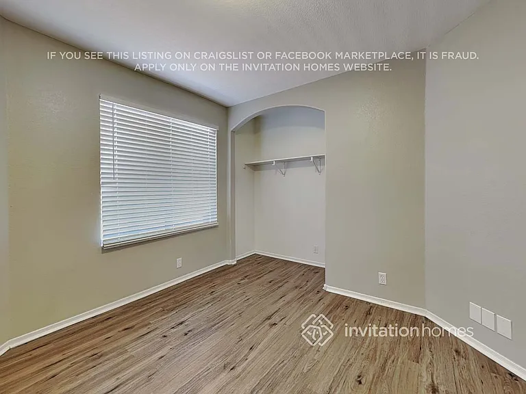 11007 N 59th Dr — Photo 13