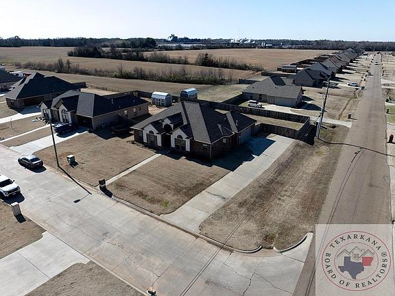 2nd image of 323 Jay Ln