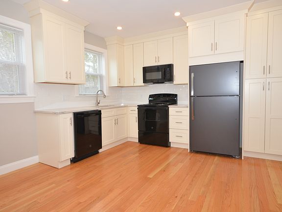 3rd image of 18 Eaton Ave #1